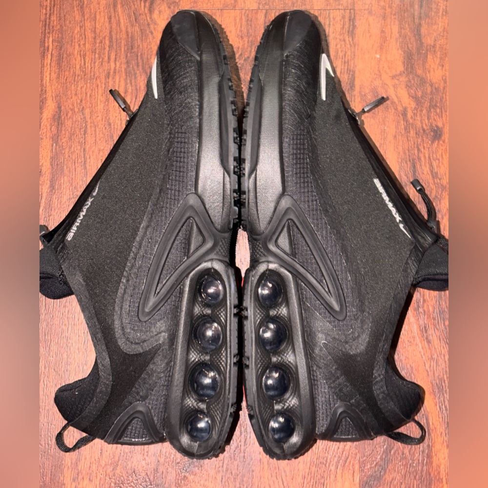 Nike size 15 air maxes - Picture 7 of 11